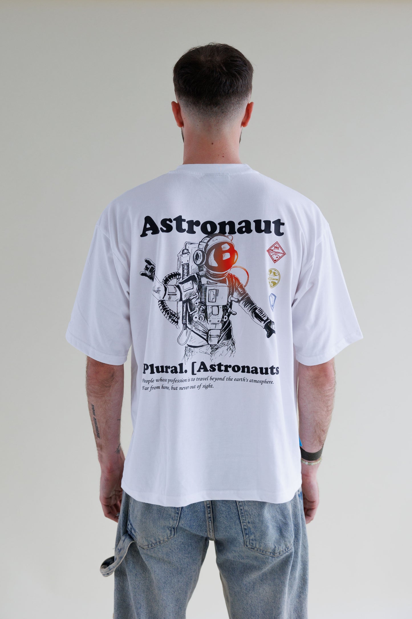 FMLY ASTRONAUT T-SHIRT